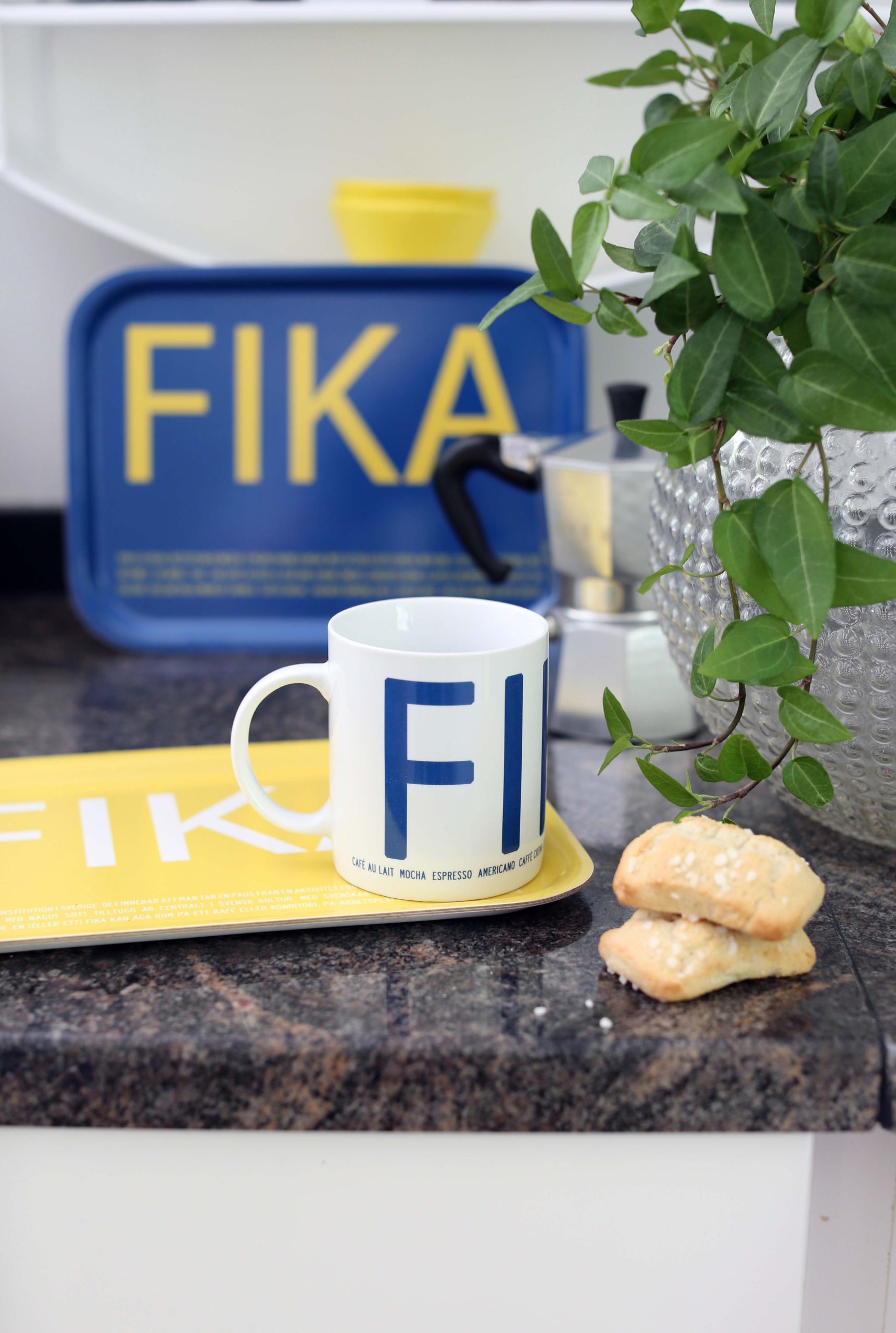Fika servetter i blå och gul färg